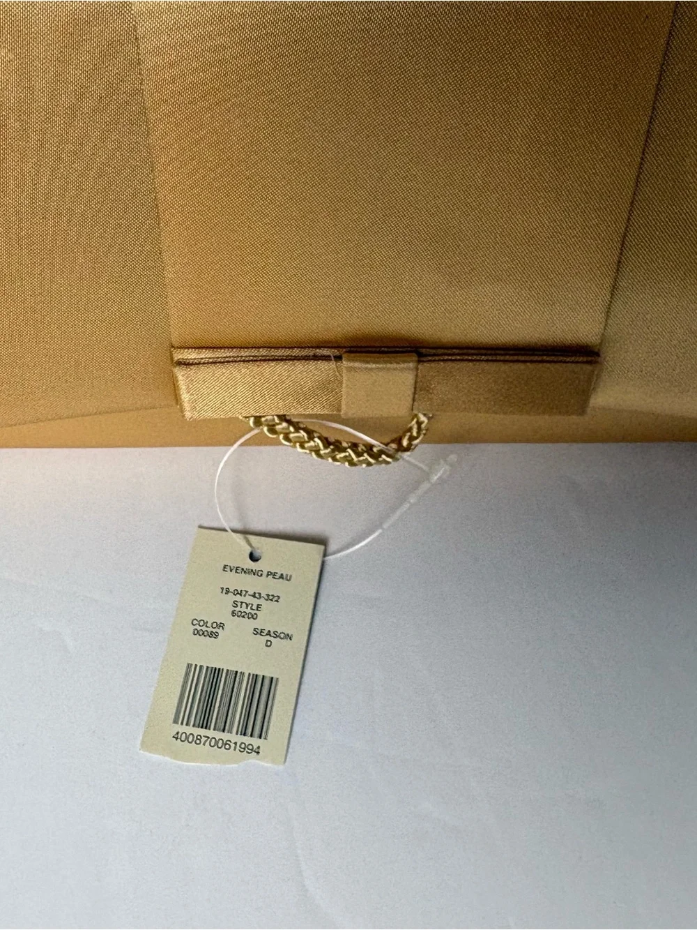 NWT- Valerie Stevens gold satin convertible evening clutch